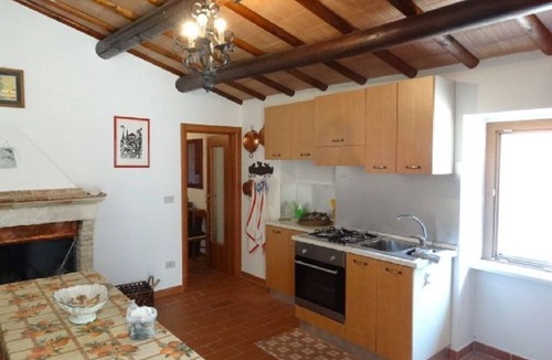 Cugnoli House | BEAUTIFUL COUNTRYSIDE VILLAGE FOR 20 GUESTS