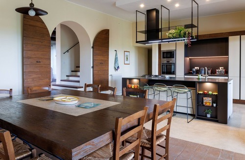 Avigliano Umbrio Villa | BEAUTIFUL FAMILY VILLA WITH A/C, LARGE HEATED POOL AND STUNNING VIEWS