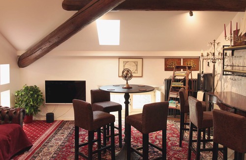 Canova Villa | Beautiful Loft in Historic Villa Near Milan, Lake Como and Monza