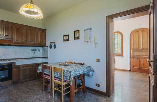 Montignoso House | Beautiful private villa for 10 guests with WIFI, TV, terrace and pets allowed