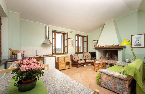 Montieri Villa | Beautiful private villa for 7 guests with patio and pets allowed