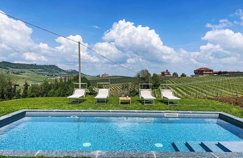 Novello House | Beautiful private villa for 10 guests with private pool, WIFI, A/C, terrace and panoramic view
