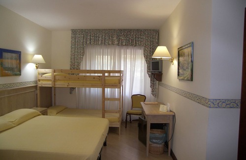 Sant'Elia Fiumerapido Bed & Breakfast | Beautiful quadruple room surrounded near Montecassino