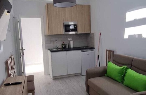 Carabanchel Apartment | Beautiful suite with kitchen and private bathroom