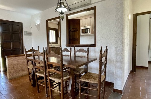 Torroella de Montgri Ski Chalet | BELL RACO B25