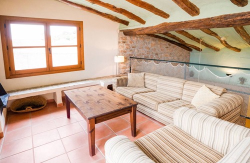 Pira Apartment | Belvilla by OYO Cal Capdevila 2