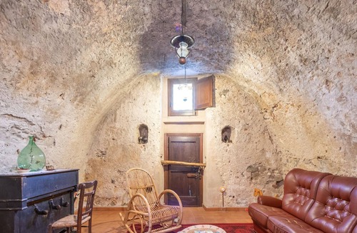 Stilo House | Belvilla by OYO San Giovanni