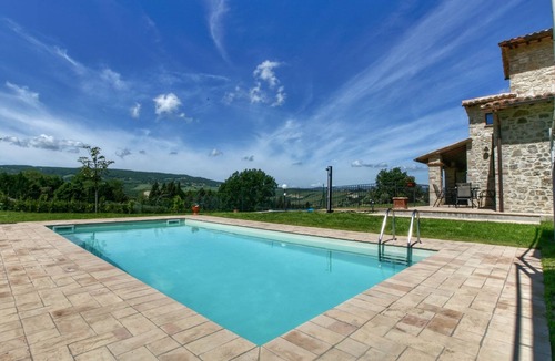 Todi Villa | Belvilla by OYO Villa Due Olive