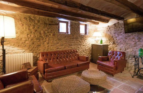 La Bisbal del Penedes Villa | Belvilla by OYO Mas Llagostera