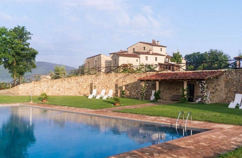 Monticiano Villa | Big Estate near Siena - exclusive use up to 27 guests
