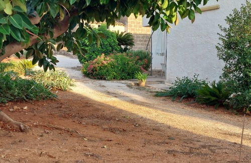Marsala House | Black Mulberry: Spacious accommodation on hillock in Marsala, view of Egadi Islands and Erice.