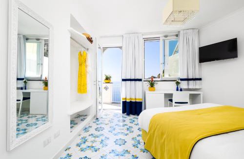 Chiesa Nuova Apartment | Blue Waves - De Vivo Realty Positano