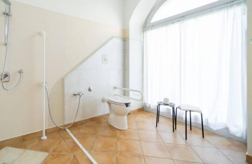 Olginate Hostel | Bluelake Inn - Ostello