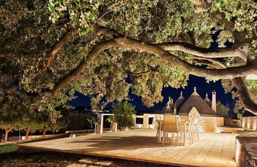 Cisternino Villa | Borgo Petra, trulli with infinity pool for exclusive use and private garden