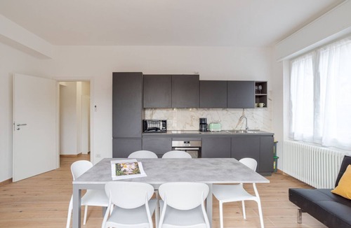 Cesana Brianza Apartment | Bright Apartment with balcony! Resegone House
