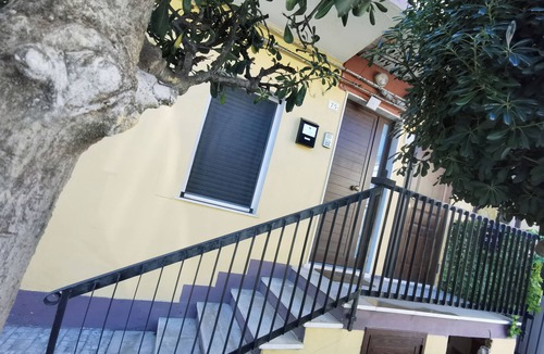 Tiche Apartment | Bright apartment 10 minutes from Ortigia