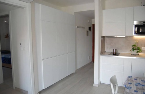 Grado Apartment | Bright, renovated apartment with two rooms and parking space - 300m from the sea