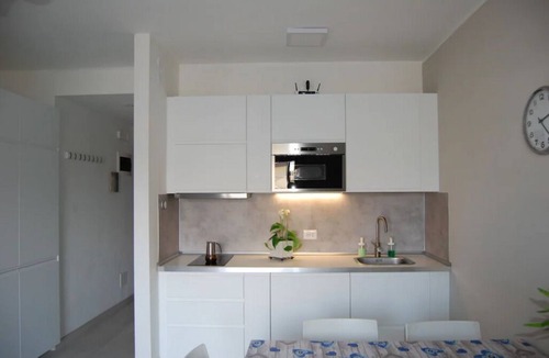 Grado Apartment | Bright, renovated apartment with two rooms and parking space - 300m from the sea