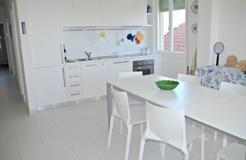 Lignano Sabbiadoro Apartment | Bright two-bedroom apartment facing the sea