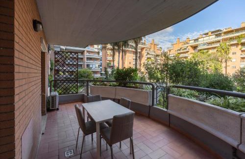 Torrino Apartment | Budapest Design e Piscina