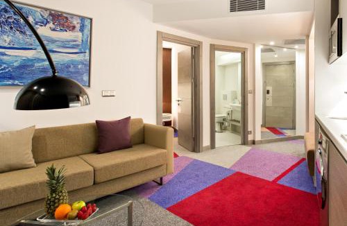 Maltepe Hotel | Burgu Arjaan by Rotana Istanbul Asia