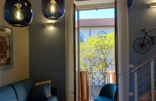Cernusco sul Naviglio Apartment | Ca'Foulard3: a dip in the blue
