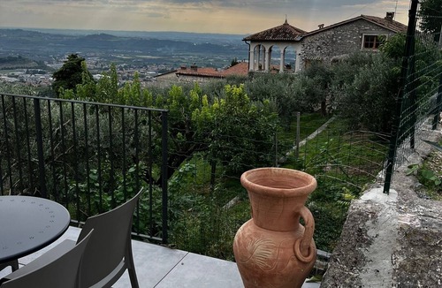 Sant'Ambrogio di Valpolicella Apartment | Casa Vacanze Conca D'Oro