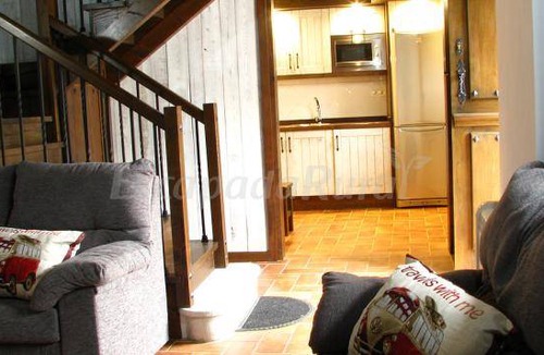 Arenas de Cabrales Cottage | Cabin ∙ 3 bedrooms ∙ 5 guests