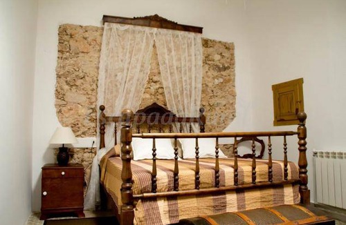 Sant Jaume dels Domenys Cottage | Cabin ∙ 5 bedrooms ∙ 15 guests