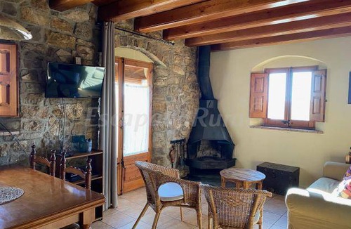 Aleny Cottage | Cabin ∙ 5 bedrooms ∙ 5 guests