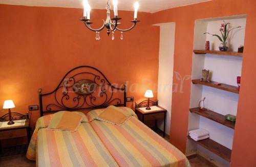 Vallmanya Cottage | Cabin ∙ 6 bedrooms ∙ 13 guests