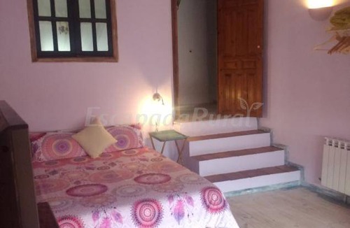 Zafra de Zancara Cottage | Cabin ∙ 9 bedrooms ∙ 3 guests