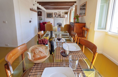 Gonte Apartment | Cadebei 1. Stunning lake view in the charming, quiet hamlet of Gonte.n
