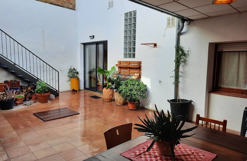 Subirats Cottage | Cal Paó, Casa Rural Para 8 Personas, Ideal Para Familias, Patio con Barbacoa