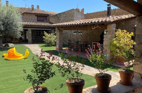 Artesa de Segre Cottage | CAL SERRA-Rural house