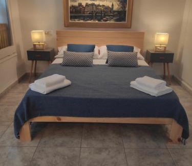 Roses Town Center Apartment | Can Blau