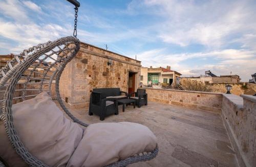 Ortahisar Villa | Cappalace Stone House