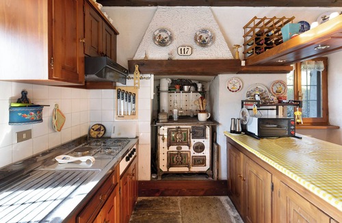 Crevoladossola House | Casa Alpinone: detached rustic house in the countryside with private garden and orchard
