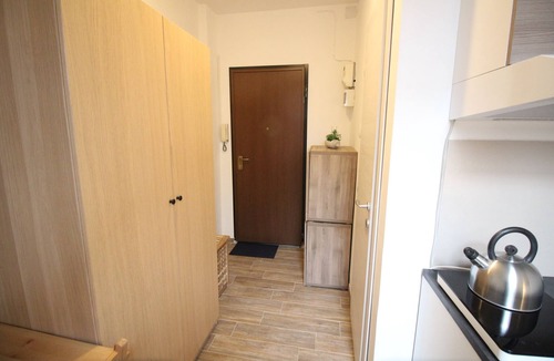 Aurora Apartment | Casa Arya, attic studio Corso Regio Parco