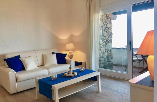 Capo Coda Cavallo Apartment | Casa Blue Villaggio Est