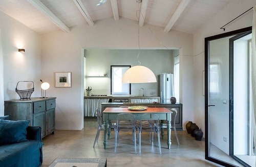 Scicli Villa | Casa Carol (Bianco) - Villa with shared pool