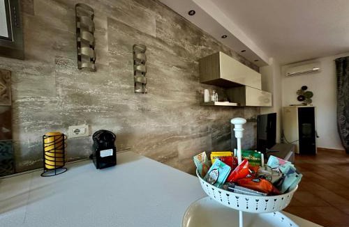 Ladispoli Apartment | Casa Cecilia(Villino da 2 a 8 persone)