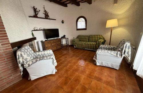Torroella de Montgri House | Casa con Gran Jardín Privado y Piscina Comunitaria en Torroella de Montgrí - ES-323-44