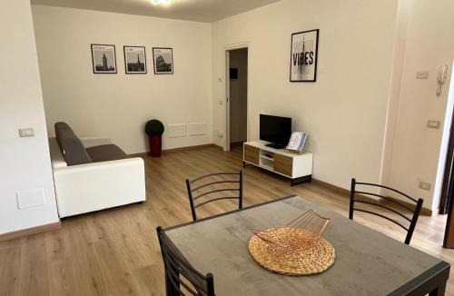 Porto Ceresio Apartment | Casa da Paolino