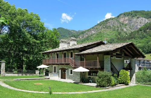 Sampeyre Apartment | Casa del Ponte by Interhome
