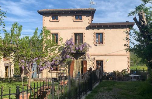 Viano House | Casa del Sole Borgo Prediera