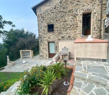Castelnuovo Magra Apartment | Casa Dell'Angelo Cherubino Monolocale