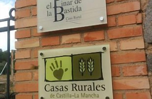 Province of Toledo Cottage | Casa el Pinar de la Bastida for 10 people