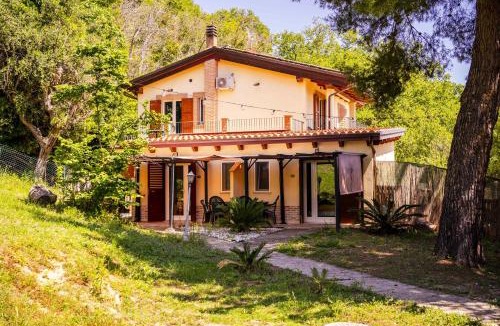 Lapedona Bed & Breakfast | Casa Jo - Country Home with Sea View and 3 Private Ensuite Rooms