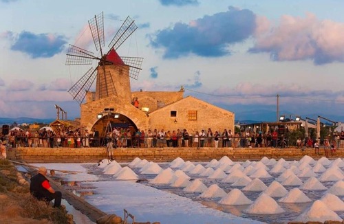Marsala House | CASA LE LANTANE